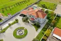 Коттедж Kuća 560 m² na Prodaju – Novo Selo, Danilovgrad