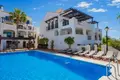 4 bedroom apartment 250 m² Marbella, Spain