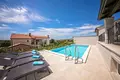 4 bedroom Villa 355 m² Umag, Croatia