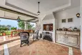 Villa de 7 dormitorios 1 254 m² Marbella, Španjolska