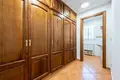 5 bedroom house 275 m² Dos Hermanas, Spain