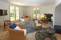 villa de 5 chambres 240 m² France, France
