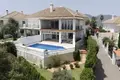 Haus 4 Schlafzimmer 391 m² Dos Hermanas, Spanien