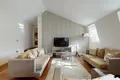 3 bedroom apartment 125 m² in London, United Kingdom