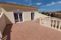Villa de 4 dormitorios 210 m² La Nucía, Španjolska