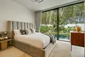 Wohnkomplex Modern villas with swimming pools and lounge areas, Phuket, Thailand