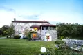 Haus 4 Schlafzimmer 300 m² Opcina Groznjan, Kroatien