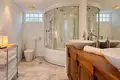 2 bedroom apartment 188 m² Marbella, Spain
