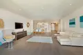 Квартира 2 спальни 190 м² Тиват, Черногория