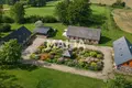 House 10 bedrooms 610 m² Praulienas pagasts, Latvia