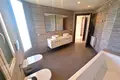 5-Schlafzimmer-Villa 810 m² lAlfas del Pi, Spanien
