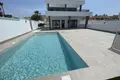 Villa de tres dormitorios 282 m² Urbanizacion Dona Pepa, Španjolska