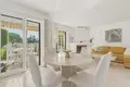Mieszkanie 2 pokoi 130 m² Mijas, Hiszpania