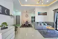 Condo 3 bedrooms  Pattaya City, Thailand