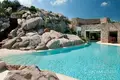 Villa de 7 dormitorios 1 300 m² Sácer, Italia