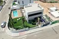 Вилла 4 спальни 270 м² Dehesa de Campoamor, Испания