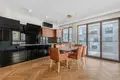 Mieszkanie 3 pokoi 95 m² Warszawa, Polska