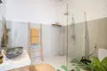 Villa de tres dormitorios 120 m² Kerobokan, Indonesia