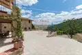 Propiedad comercial 982 m² en Poppi, Italia