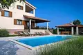 4-Schlafzimmer-Villa 294 m² Stadt Pola, Kroatien