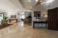 Дом 5 комнат  Benahavis, Испания