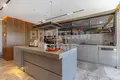 5 bedroom apartment 280 m² Muratpasa, Turkey