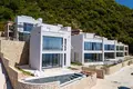 3 bedroom villa 224 m² Đenovići, Montenegro