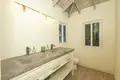 4 bedroom house 297 m² Sandy Bay, Honduras