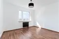 Mieszkanie 4 pokoi 92 m² Warszawa, Polska