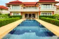 5 bedroom villa 650 m² Choeng Thale, Thailand