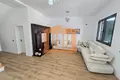 Dom 4 pokoi 200 m² w Sallmonaj, Albania