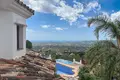villa de 5 dormitorios 306 m² Mijas, Španjolska