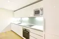 3 bedroom apartment 88 m² in London, United Kingdom