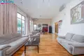 Casa 198 m² Zujunai, Lituania