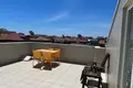 Квартира 4 комнаты 240 м² Konak, Турция