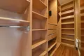 Квартира 5 комнат 160 м² в Варшаве, Польша