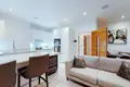 2 bedroom apartment 65 m² in London, United Kingdom