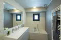 Mieszkanie 2 pokoi 125 m² Marbella, Hiszpania