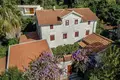 Haus 10 Schlafzimmer 240 m² Risan, Montenegro