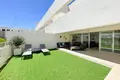 Mieszkanie 2 pokoi 141 m² Torrevieja, Hiszpania