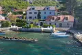 Haus 3 Schlafzimmer 389 m² Dobrota, Montenegro