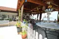 Haus 14 zimmer 1 036 m² Opcina Dugi Rat, Kroatien