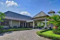 Willa 4 pokoi 1 000 m² Gianyar, Indonezja