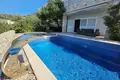 3 bedroom villa 200 m² Makarska, Croatia