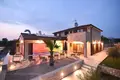 Dom 4 pokoi 300 m² Krk, Chorwacja