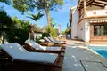 4-Schlafzimmer-Villa 208 m² Estepona, Spanien