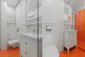 2 room apartment 43 m² Warsaw, Poland