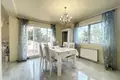 Haus 5 Schlafzimmer 345 m² Dos Hermanas, Spanien