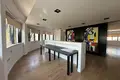 Pomieszczenie biurowe 1 000 m² w Limassol, Cypr