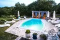 Haus 4 Schlafzimmer 300 m² Opcina Groznjan, Kroatien